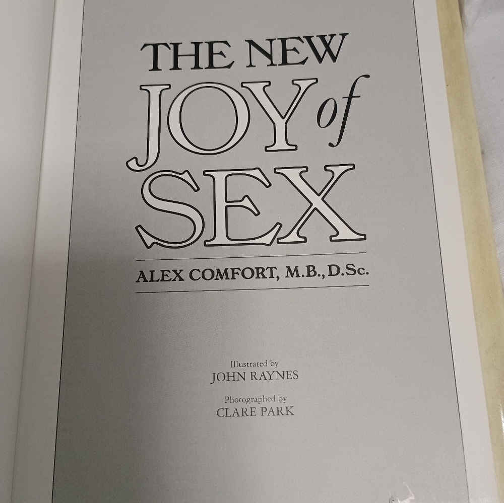 The New Joy of Sex 1991 Adult Book - Picture 8 of 10